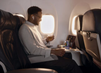 Air Canada - Snakes take flight